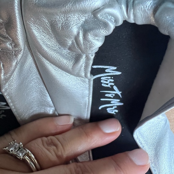 Miss to Mrs Slippers Sz S - Picture 4 of 7